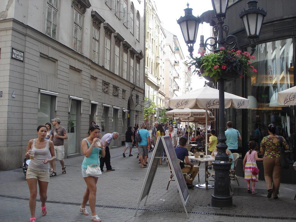 Romantic Centrum Apartman Budapeşte Dış mekan fotoğraf